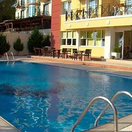 Solmaz Deluxe Otel