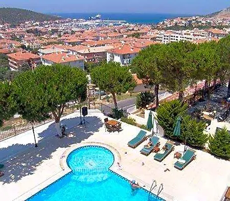 Otel Solmaz Deluxe Çeşme