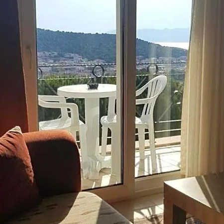 Otel Solmaz Deluxe Çeşme