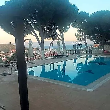 Solmaz Deluxe Çeşme