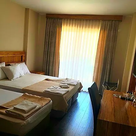 Hotel Solmaz Deluxe 3*
