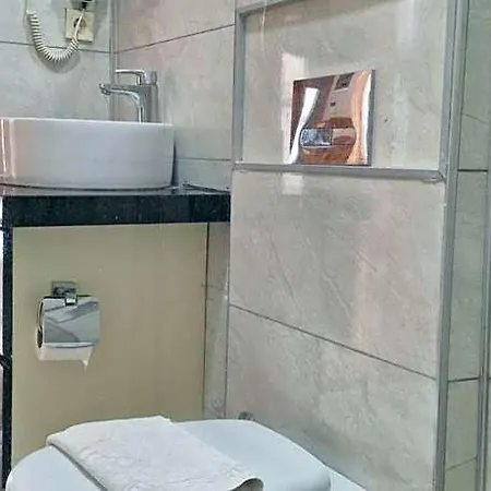 Solmaz Deluxe Otel Çeşme
